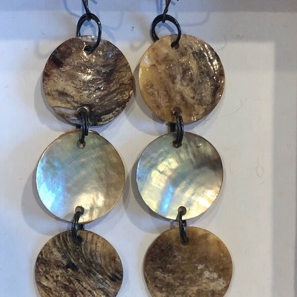 3 discs of Sun and Shells Cascading Drop Earrings - Picture 2 of 4